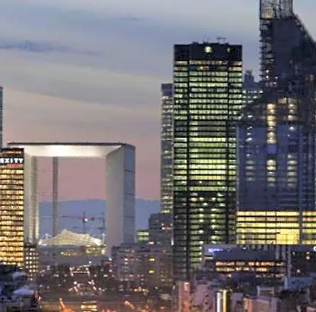 호텔 La Defense *